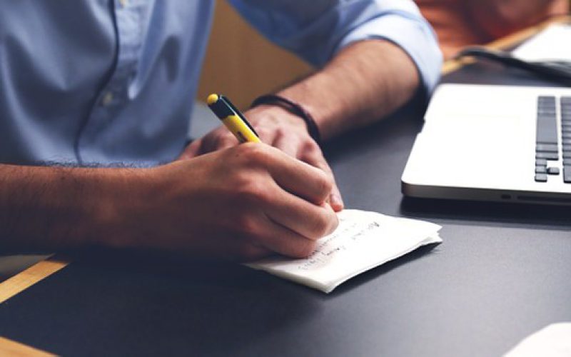 Phân biệt sự khác nhau giữa: chi phí công ty (chi phí theo kế toán) và chi phí xác định thuế TNDN (chi phí theo thuế)